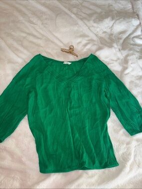 Women's V-Neck Green Blouse with Subtle Texture